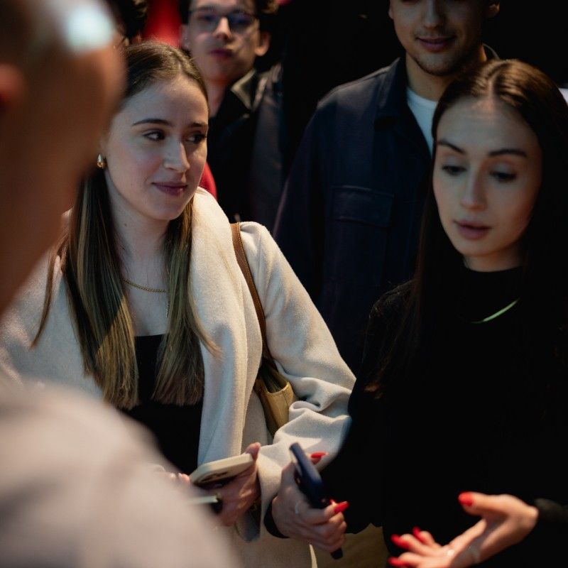 Utilice para  ver más