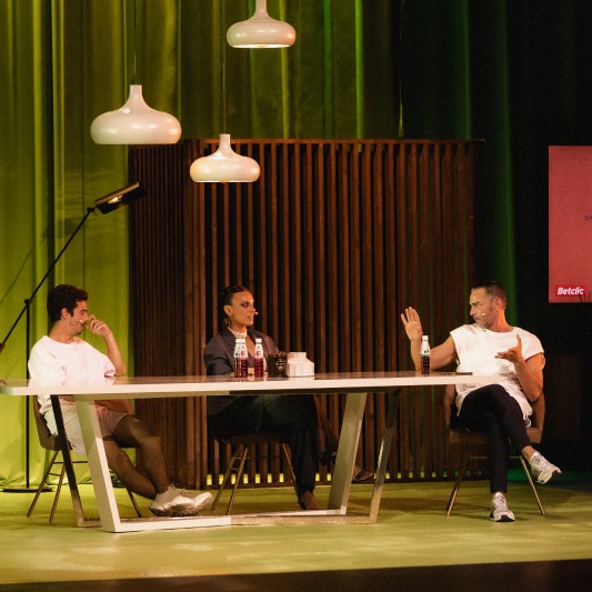 Utilize para ver mais