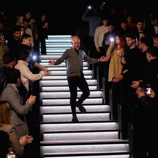 Utilize para  ver mais