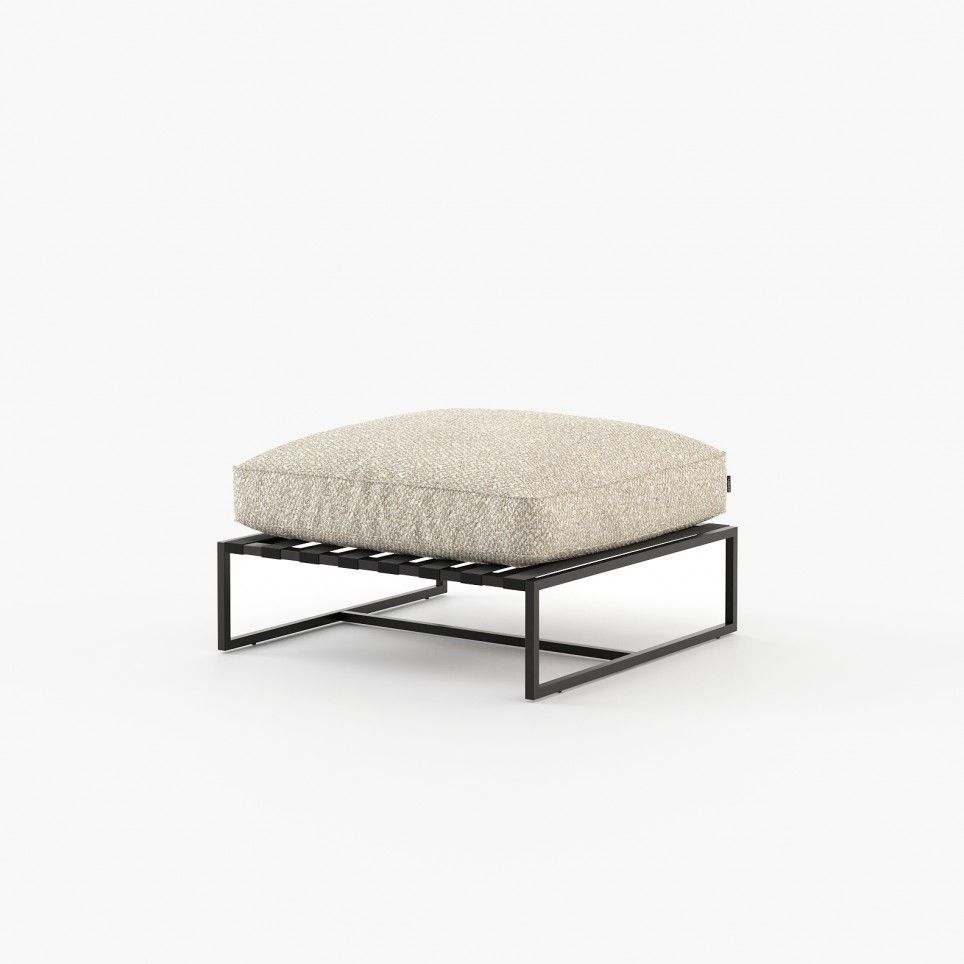 Badi Outdoor Pouf Badi Outdoor Pouf