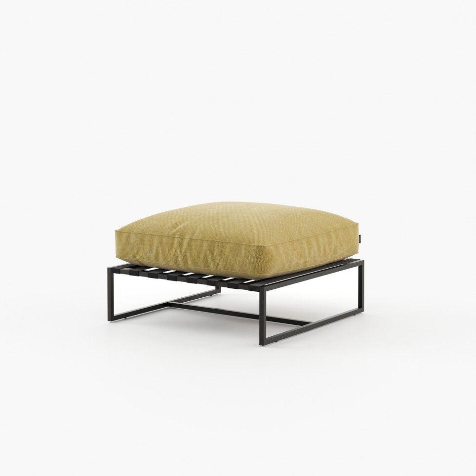 Badi Outdoor Pouf Badi Outdoor Pouf