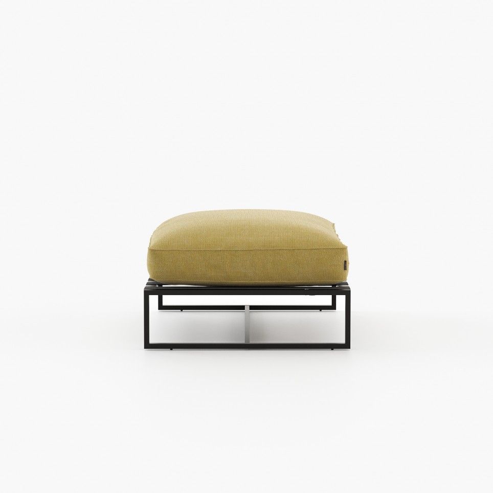 Badi Outdoor Pouf Badi Outdoor Pouf