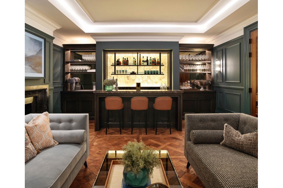 A Statement in Comfort: Laskasas in the Wayford Whiskey Room by Brownlow Interior Design
