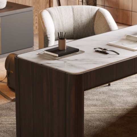 Larson Desk